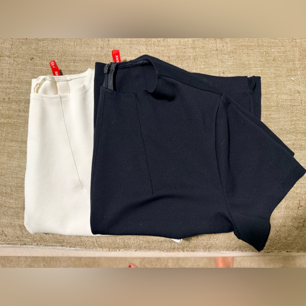 SPANX dart next waist crop Black and White tops.